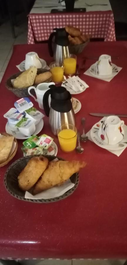 Le Grand Jardin Hotel Aujargues Екстериор снимка