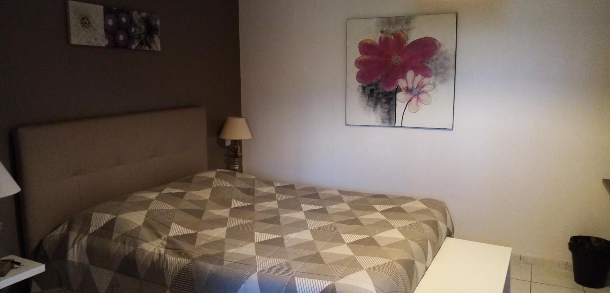 Le Grand Jardin Hotel Aujargues Екстериор снимка