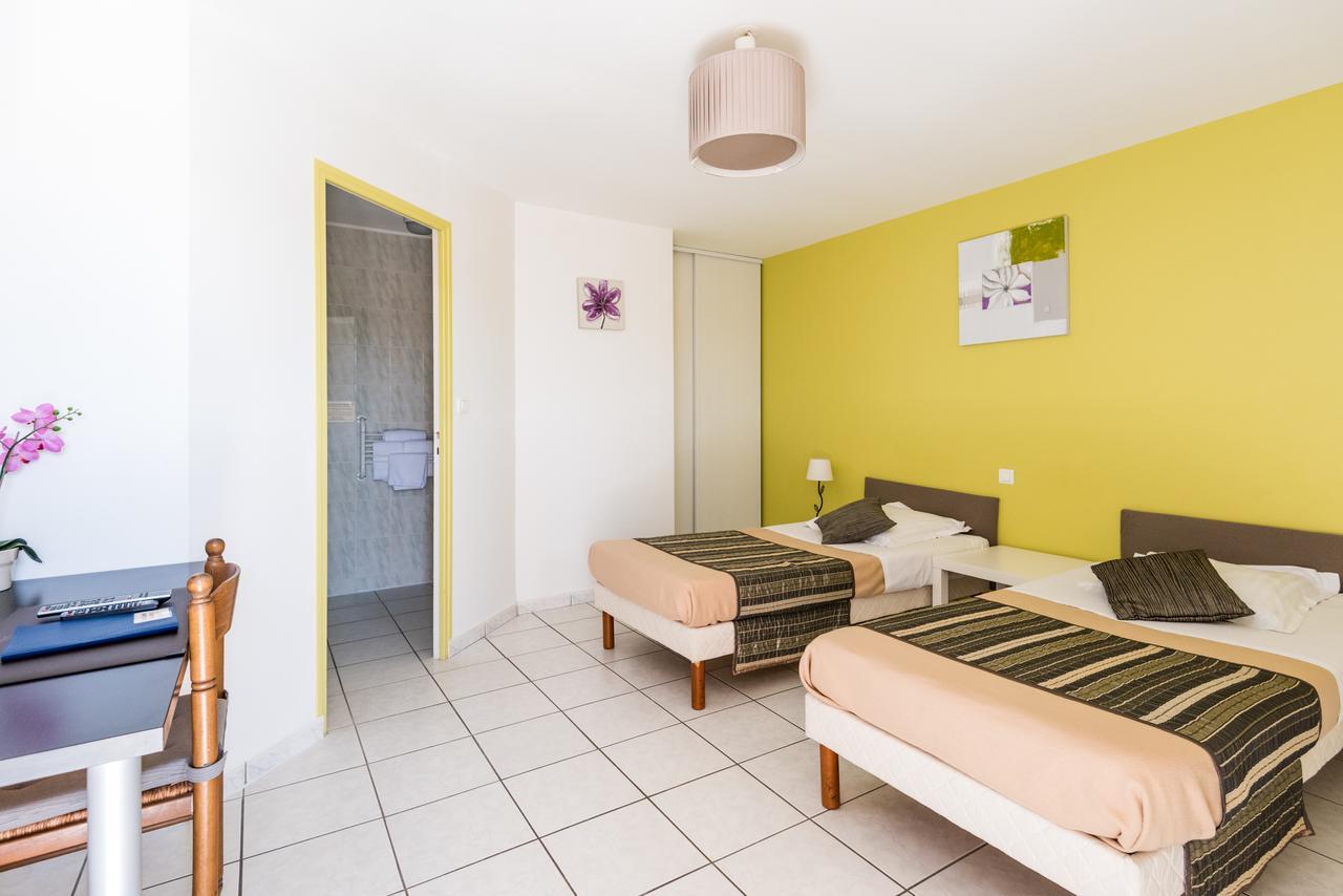 Le Grand Jardin Hotel Aujargues Екстериор снимка
