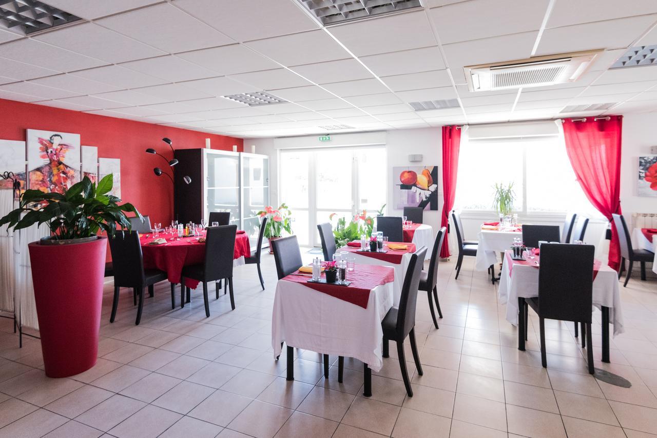 Le Grand Jardin Hotel Aujargues Екстериор снимка