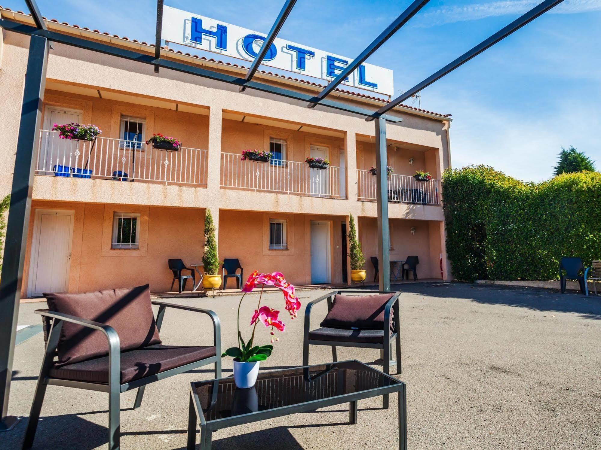 Le Grand Jardin Hotel Aujargues Екстериор снимка